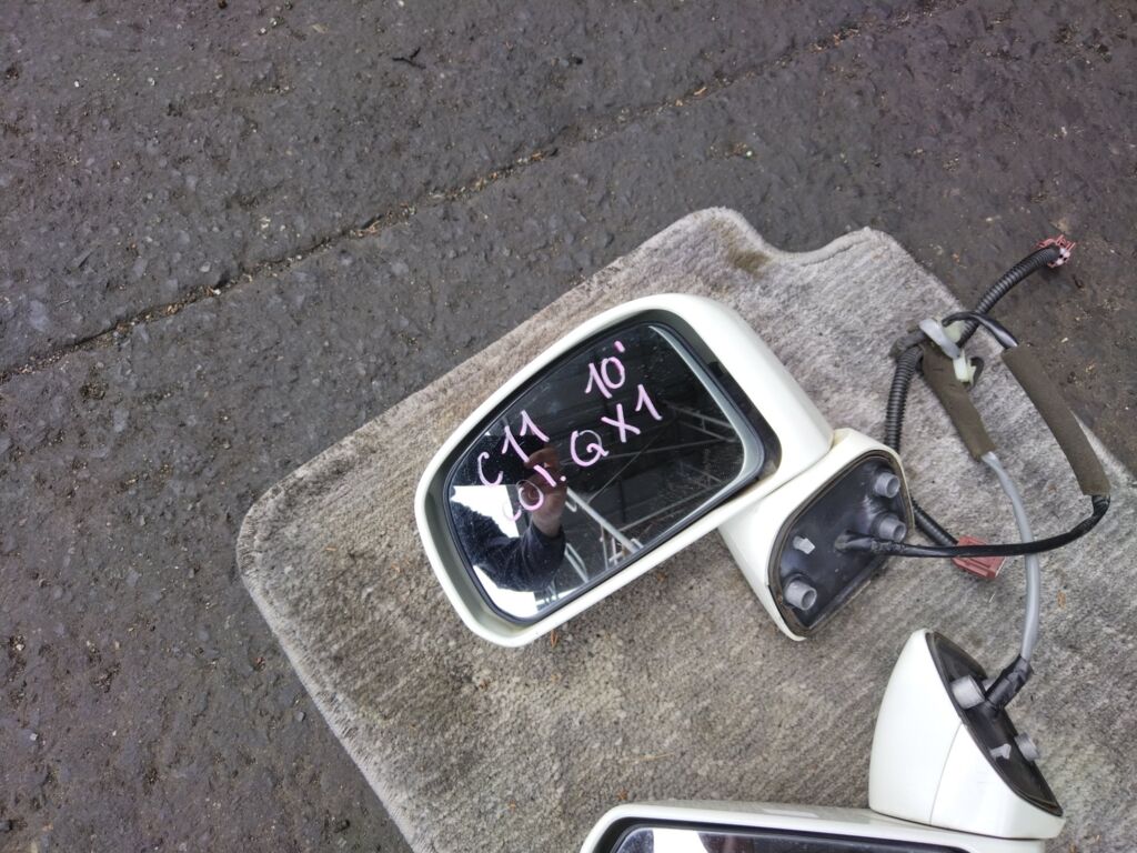 Зеркало двери боковой на Nissan Tiida C11