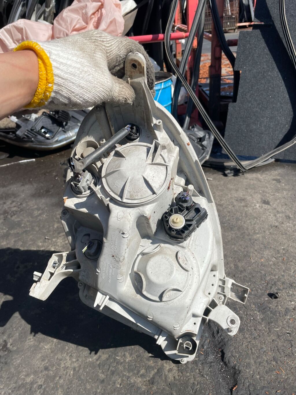 Фара на Toyota Passo KGC30 100-51007, Левое расположение