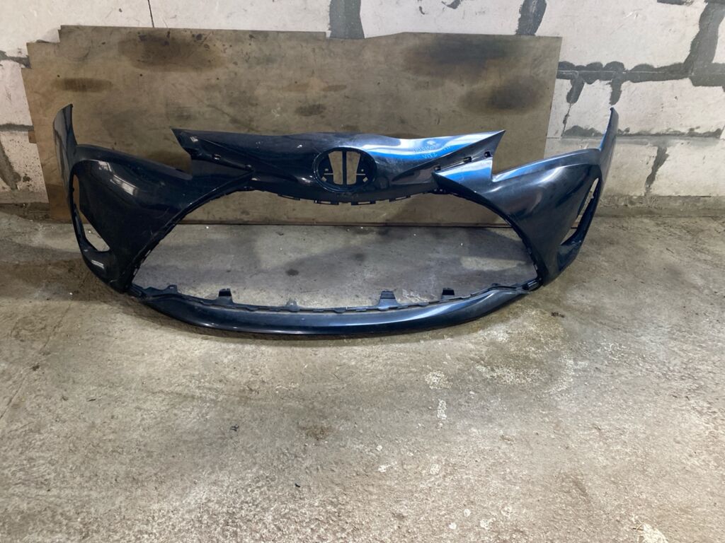 Бампер на Toyota Vitz NHP130, Переднее расположение