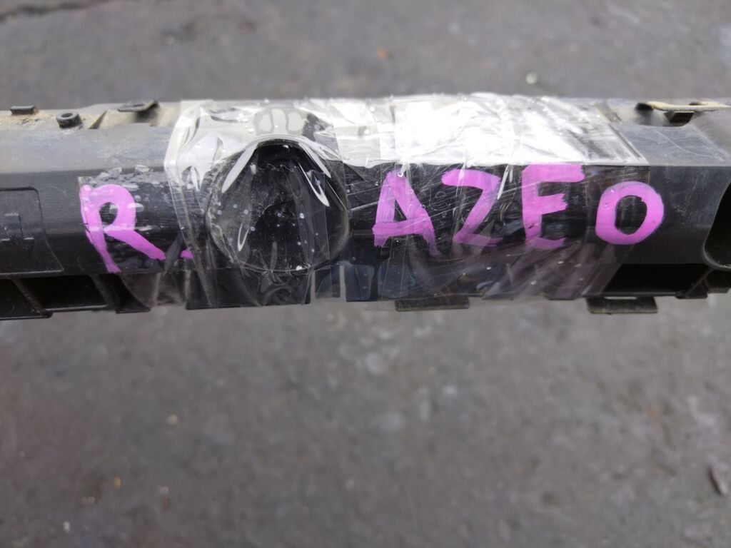 Крепление бампера на Nissan Leaf AZE0 85227-3NK0A  85226-3NK0A, Заднее расположение