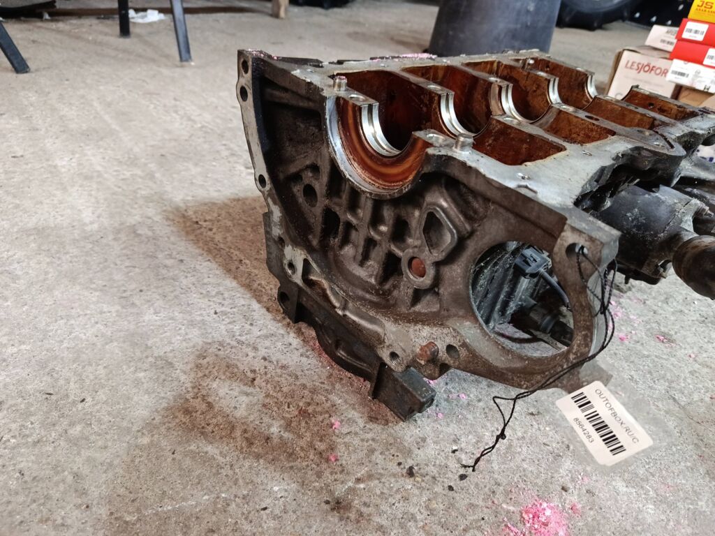 Блок двигателя на Toyota Vista ZZV50 1ZZ-FE Фото 6