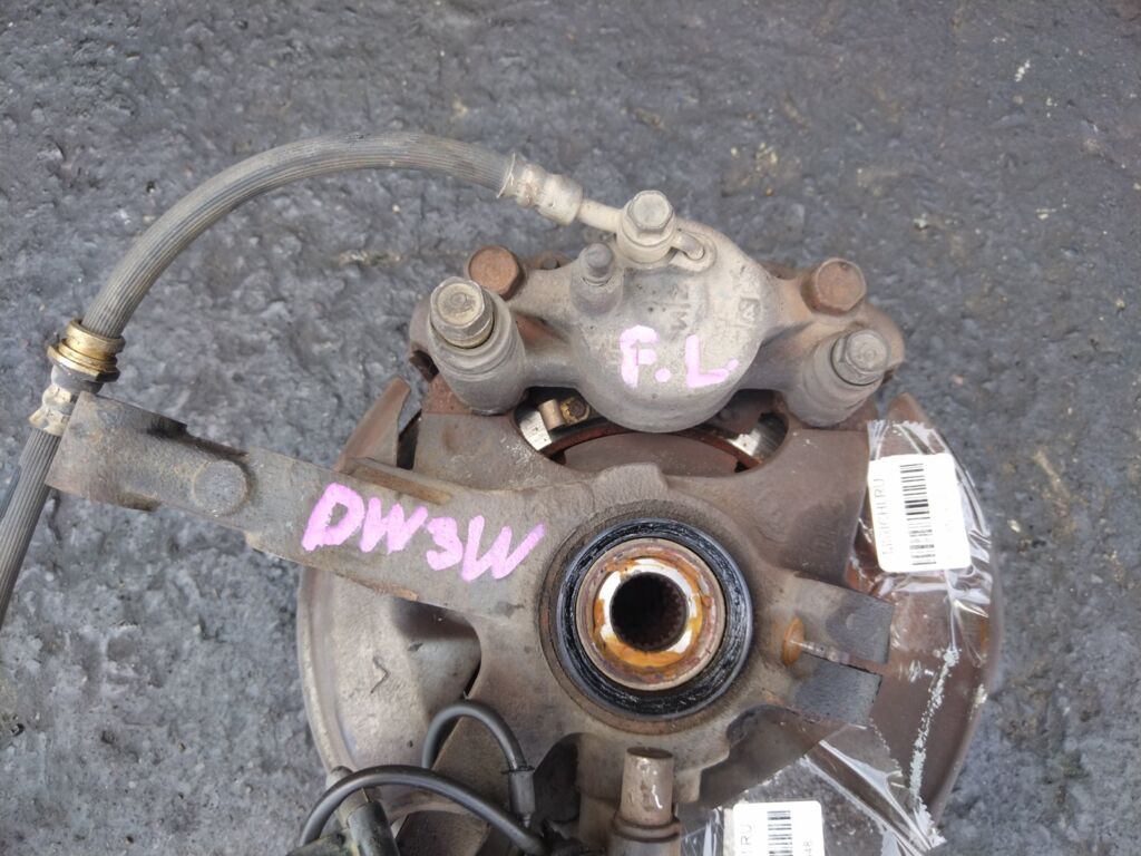 Ступица на Mazda Demio DW3W B3, Переднее Левое расположение