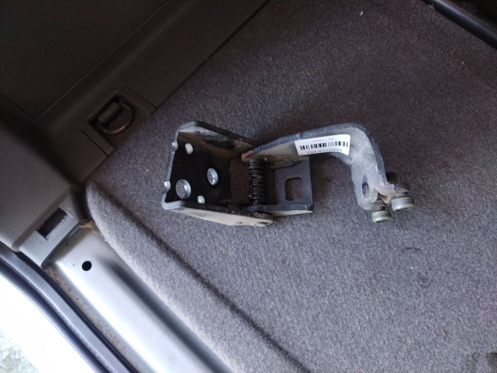 Ролик двери на Honda Freed GB3 Фото 2