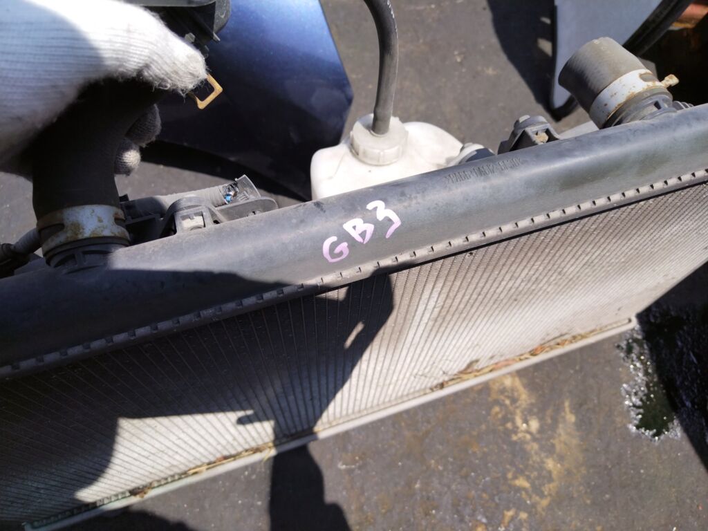 Вентилятор радиатора ДВС на Honda Freed GB3 L15A