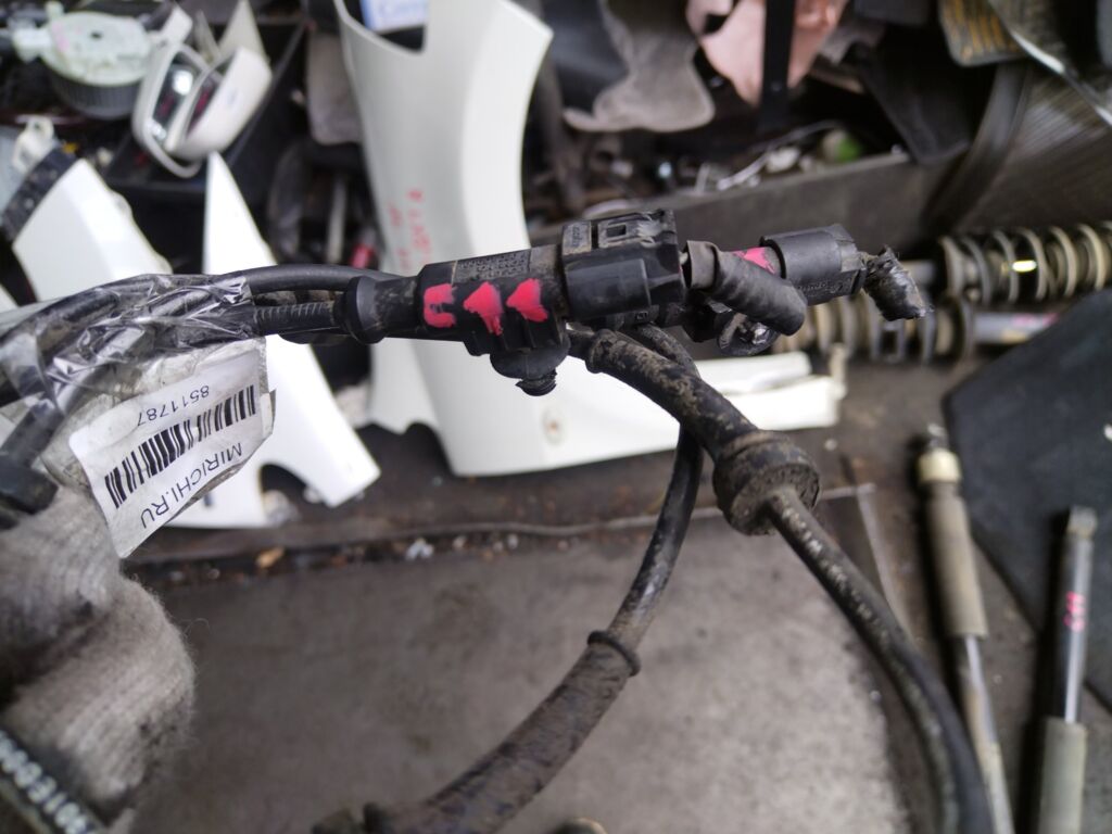 Датчик ABS на Nissan Tiida C11 HR15DE 47901-ED00A  47901-ED000, Заднее расположение