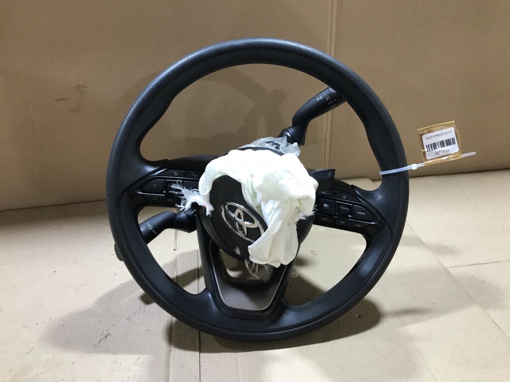 Руль на Toyota Yaris MXPH10