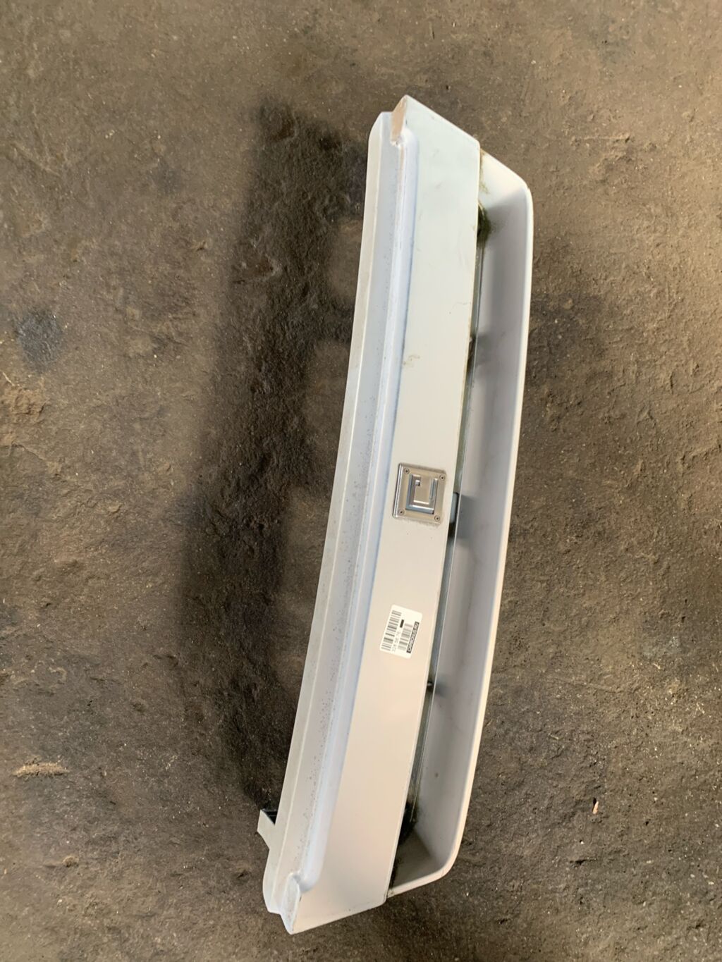 Решетка радиатора на Nissan Cube AZ10 62310-2U764