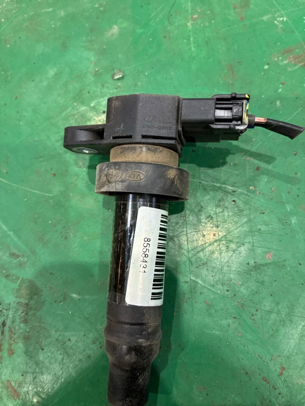 Катушка зажигания на Hyundai Solaris RB G4FA 27301-2B010