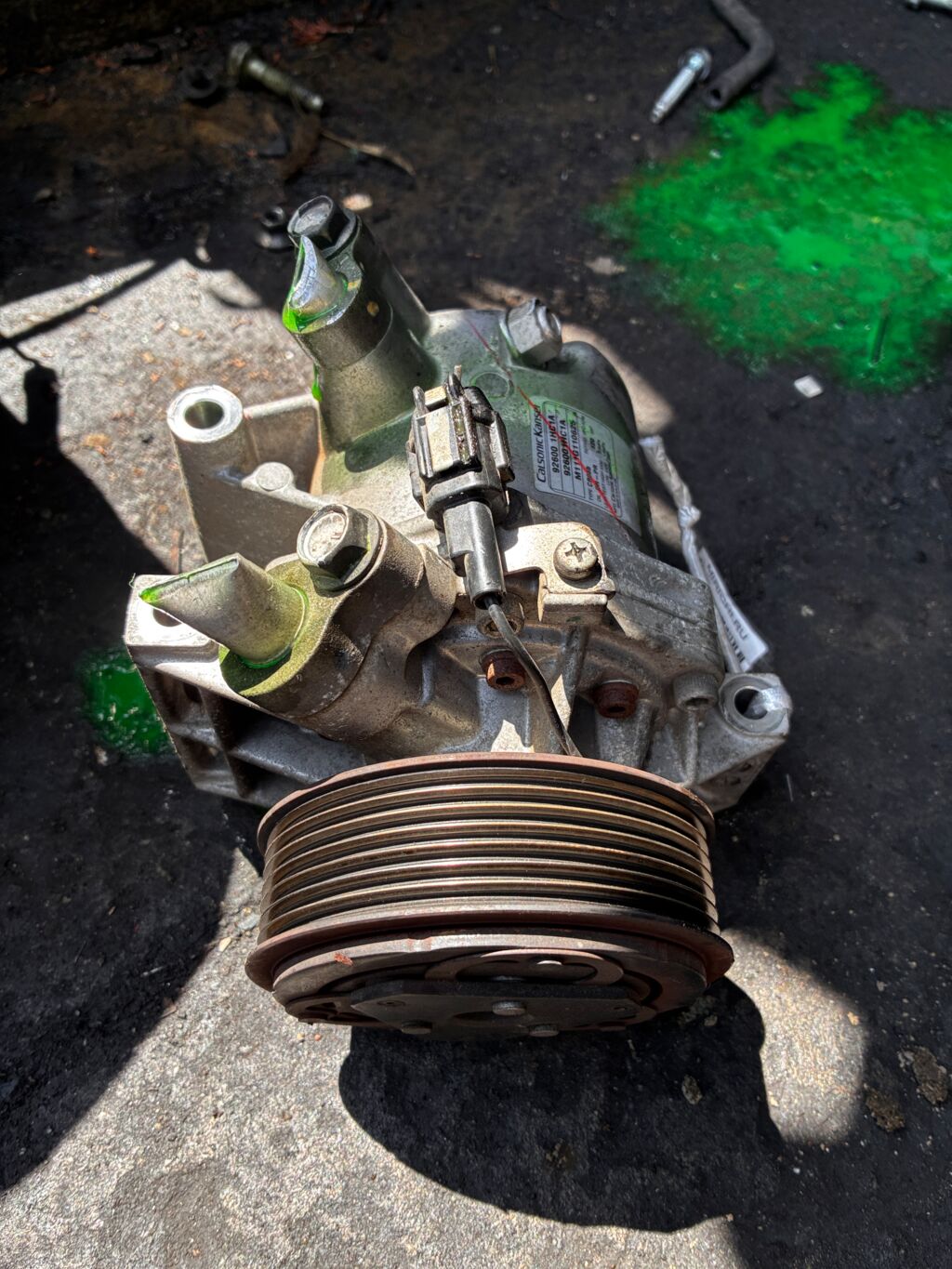 Компрессор кондиционера на Nissan March K13 HR12DE 92600-1HC1A