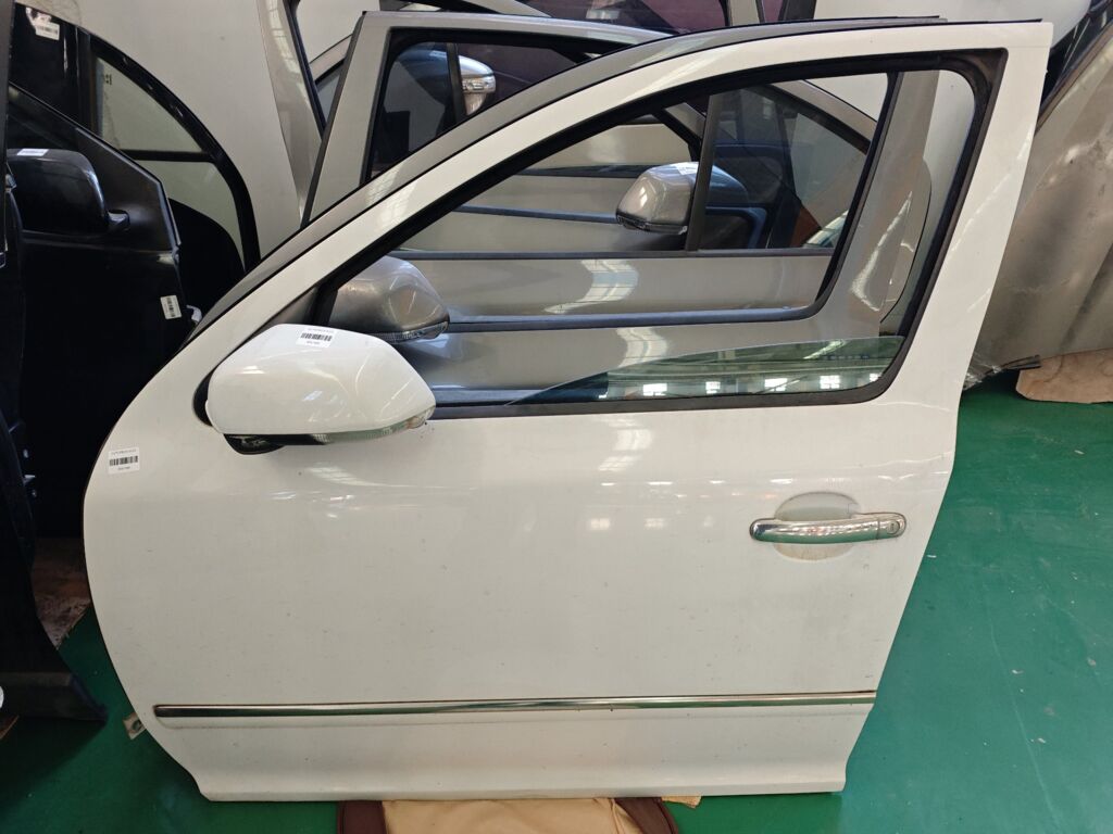 Дверь боковая на Skoda Octavia, Переднее Левое расположение