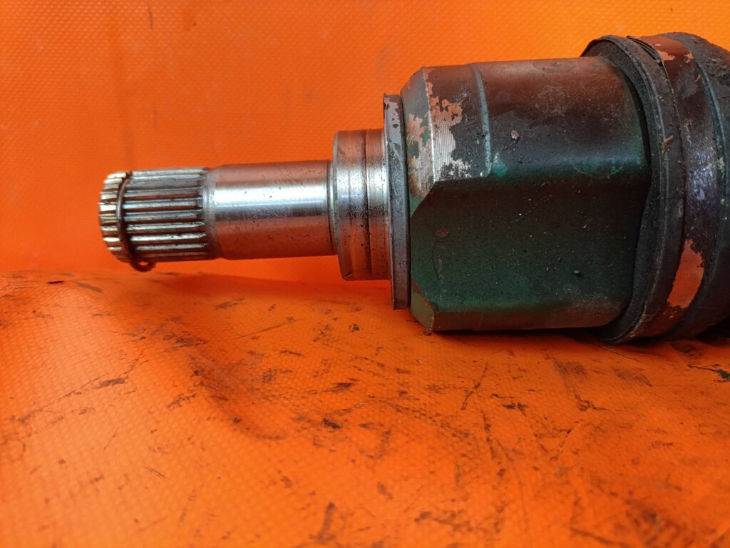 Привод на Mitsubishi Colt Plus Z21W 4A90 MR980744, Переднее Правое расположение