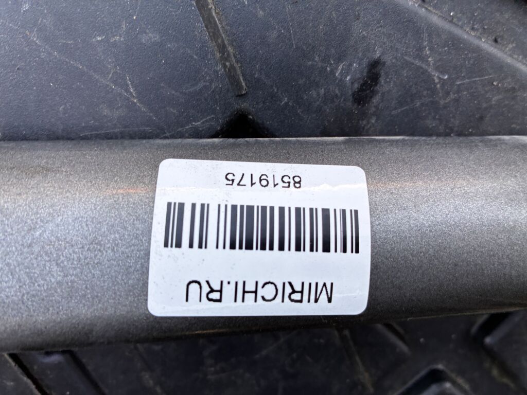 Жесткость на стойки на Toyota Wish ZNE10G, Переднее расположение