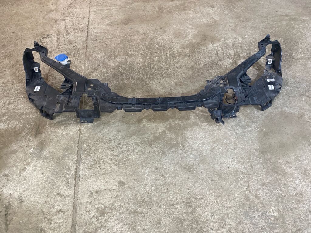 Планка телевизора на Volvo V40 MV 31299365, Переднее Верхнее расположение