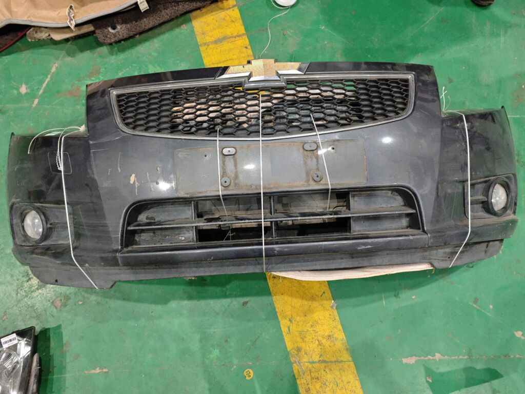 Бампер на Chevrolet Cruze J300 96981088, Переднее расположение