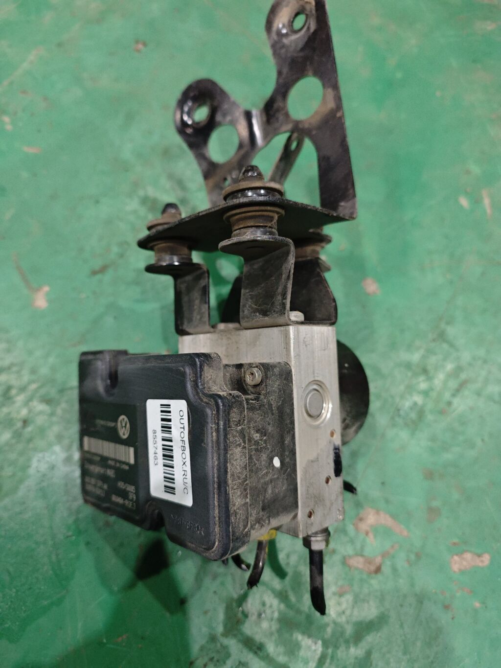 Блок ABS на Skoda Octavia 1Z CAXA 1K0907379AK