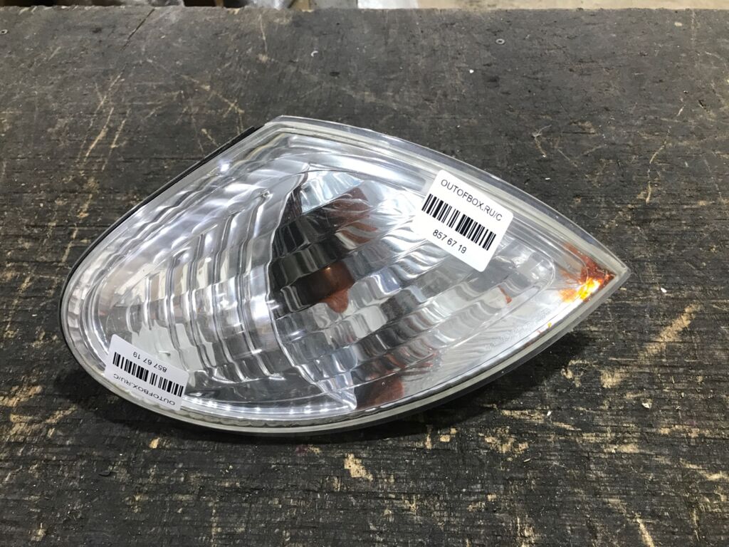 Поворотник к фаре на Nissan Bluebird Sylphy QG10 1494, Правое расположение