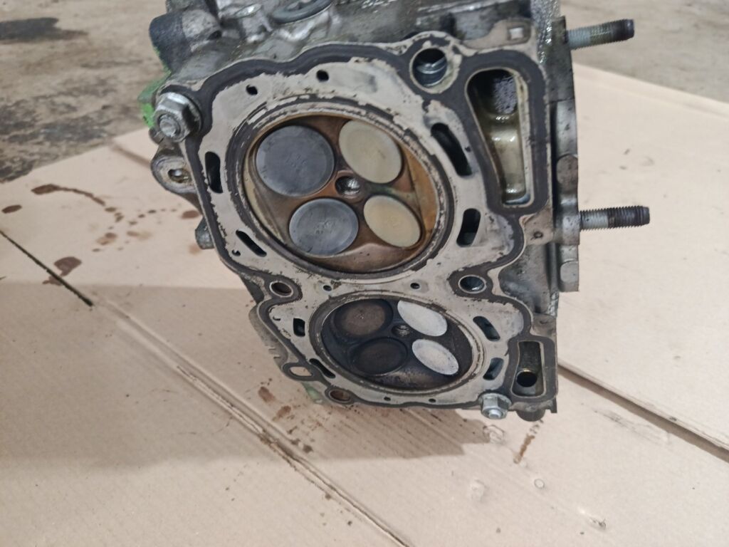Головка блока цилиндров на Subaru Legacy Wagon BH5 EJ206, Левое расположение