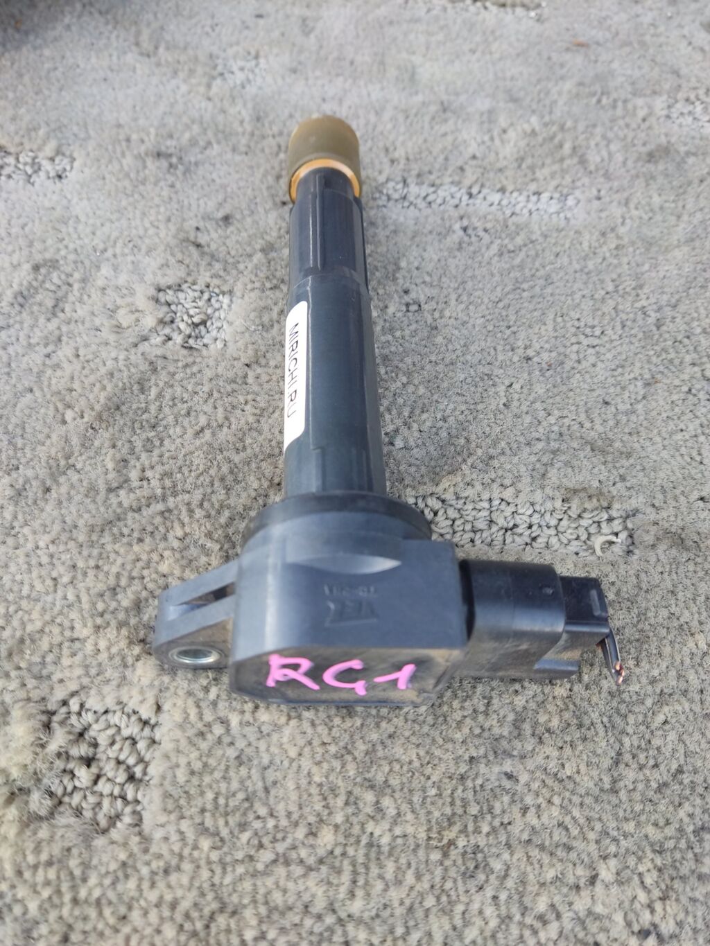 Катушка зажигания на Honda Stepwgn RG1 K20A