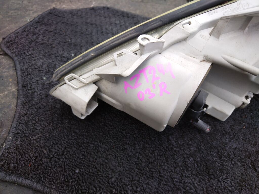 Фара на Toyota Caldina AZT241W 21-55, Правое расположение