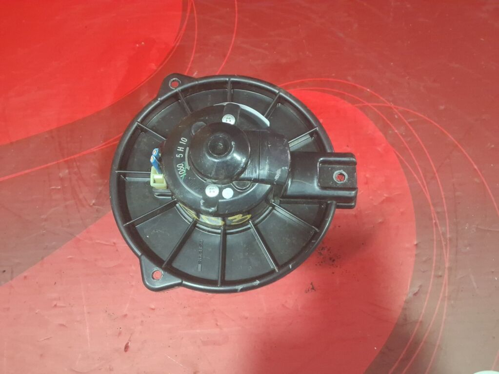 Мотор печки на Honda Fit GD3 79310-SAA-003