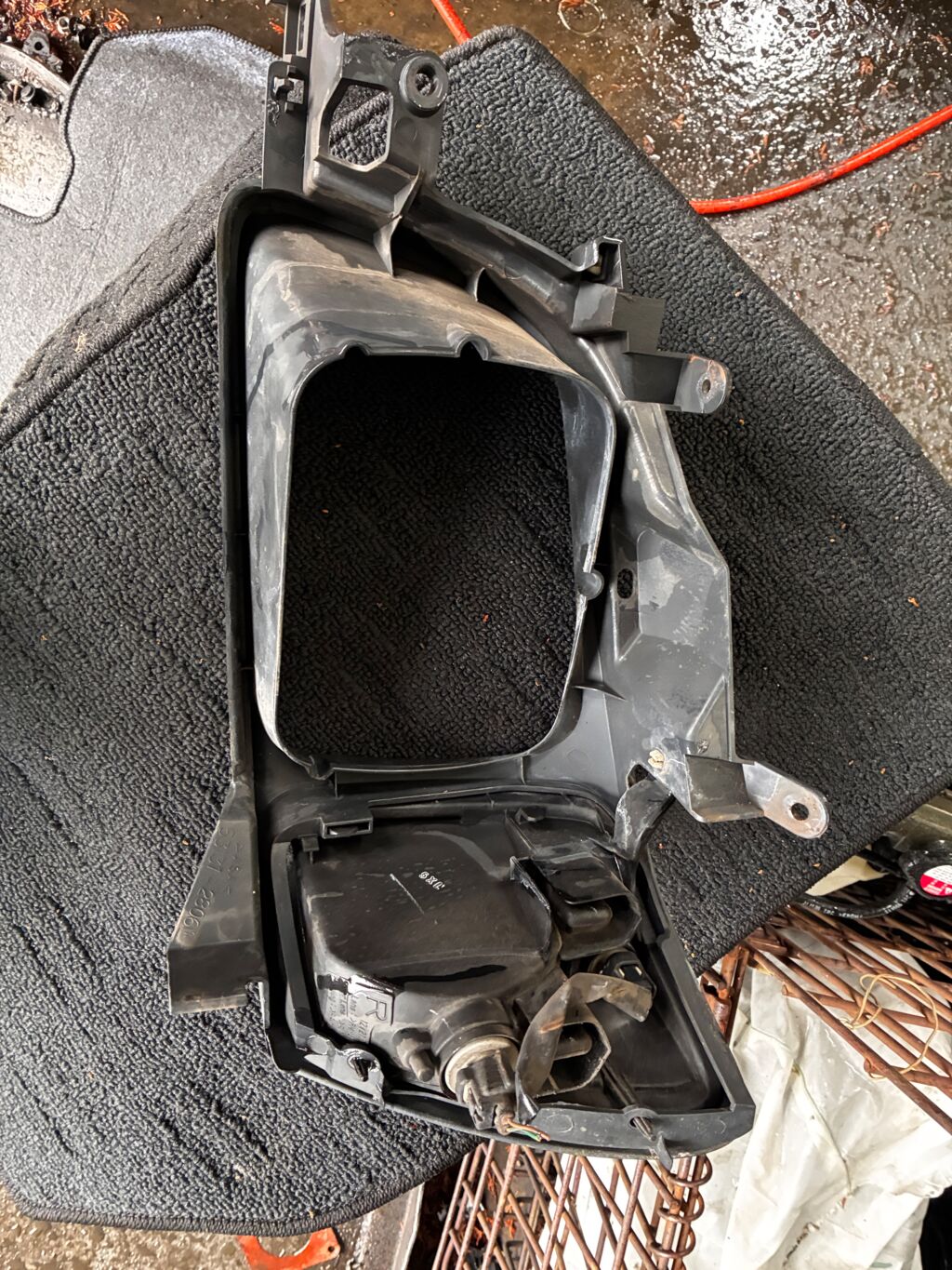 Очки под фару 28-112 28-112,53131-28061 на Toyota Lite Ace KR42V Фото 3