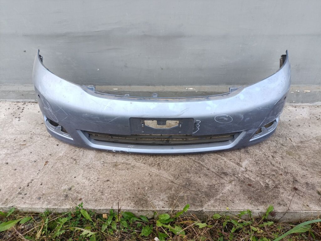 Бампер на Toyota Isis ANM10G Фото 6