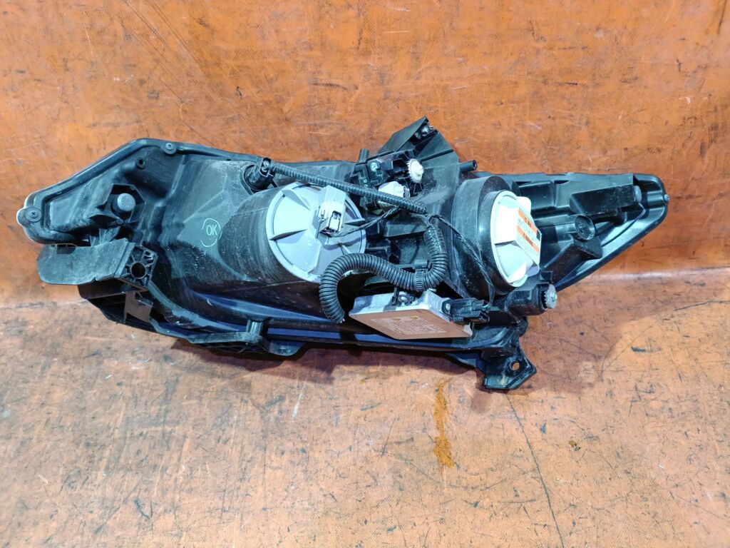 Фара на Honda Insight ZE2 100-22878 217-1171R-EM7  33100-TM8-J01, Правое расположение