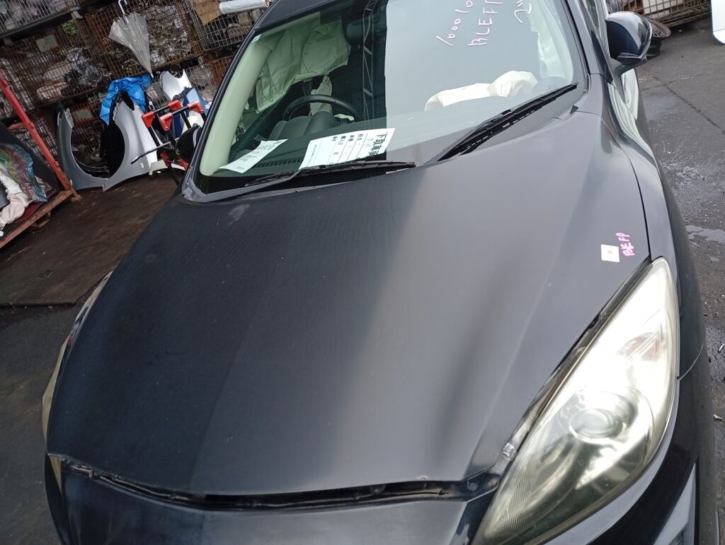 Капот на Mazda Axela BLEFP Фото 3