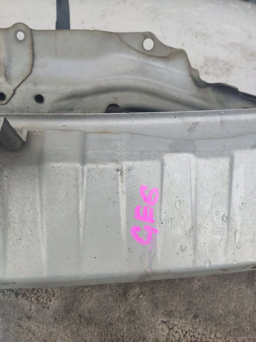 Жесткость бампера на Honda Fit GE6, Переднее расположение