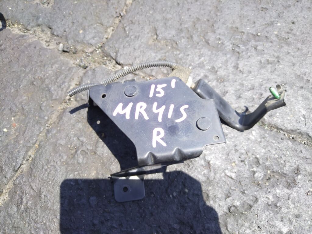 Датчик регулировки наклона фар на Suzuki Hustler MR41S, Заднее расположение