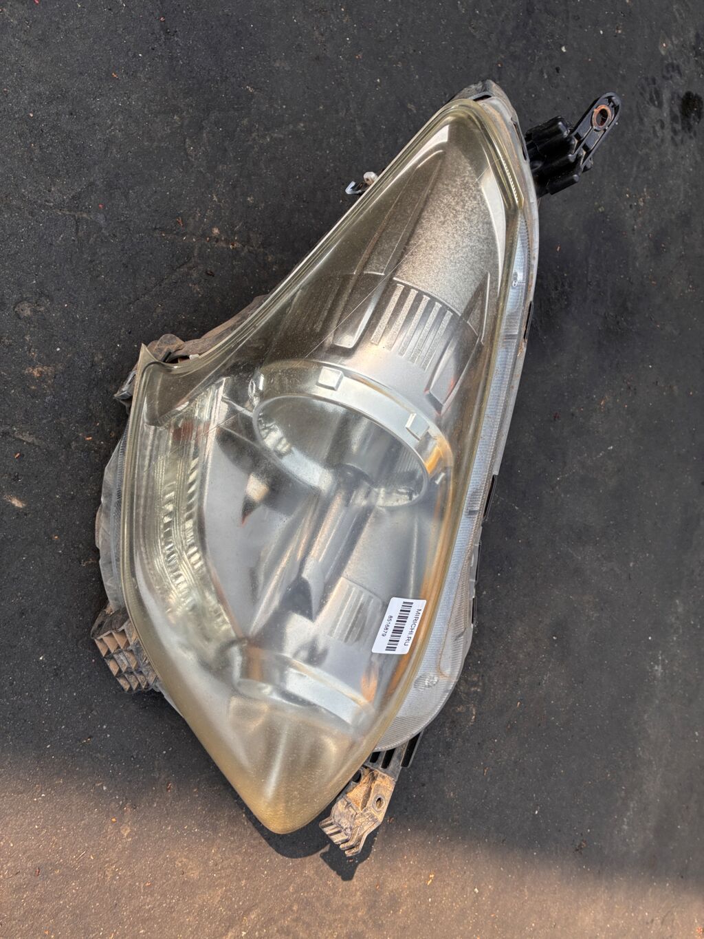 Фара на Toyota Ractis NCP100 52-190, Правое расположение
