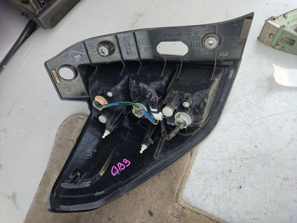 Стоп на Subaru Forester SH5 220-20046 931SB1912R, Правое расположение