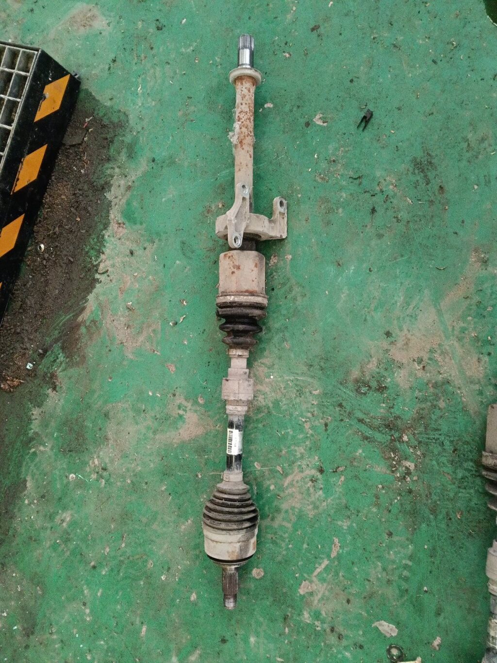 Привод на Honda Civic FD1 R18A1, Переднее Правое расположение