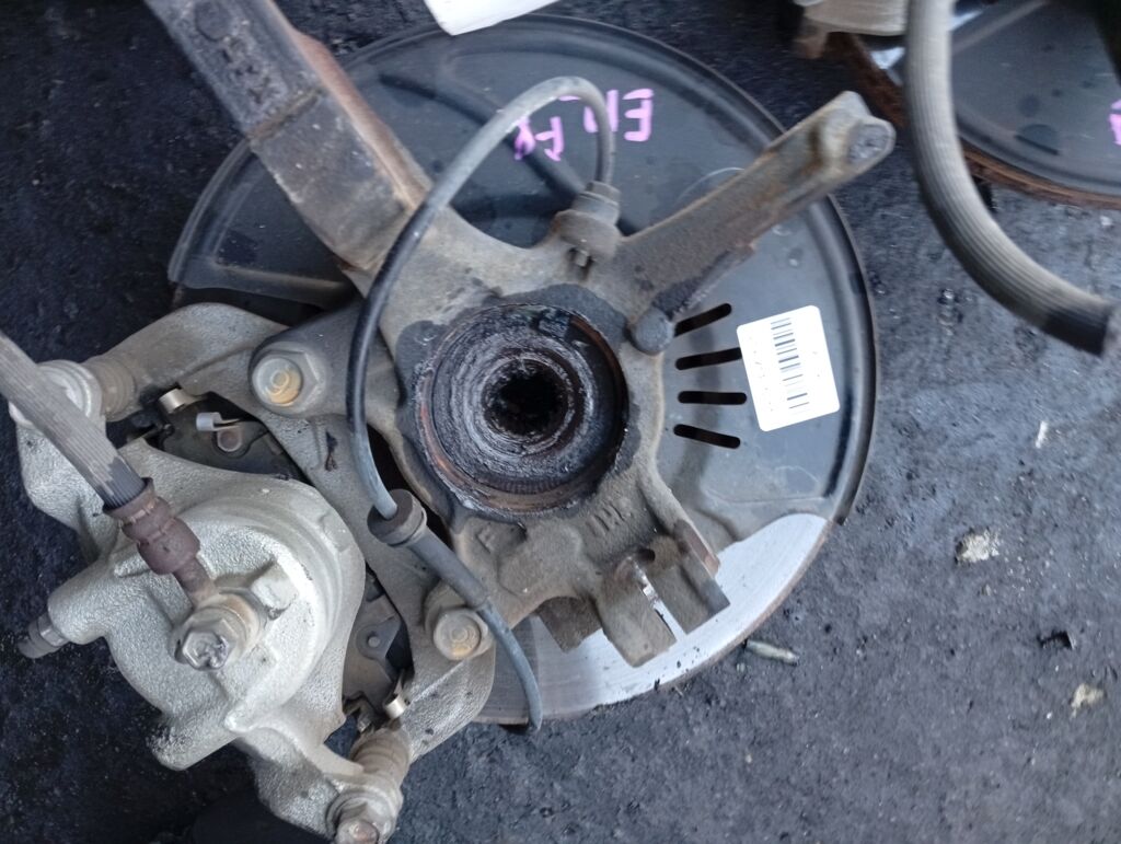 Ступица на Nissan Note E12 HR12DDR, Переднее Правое расположение