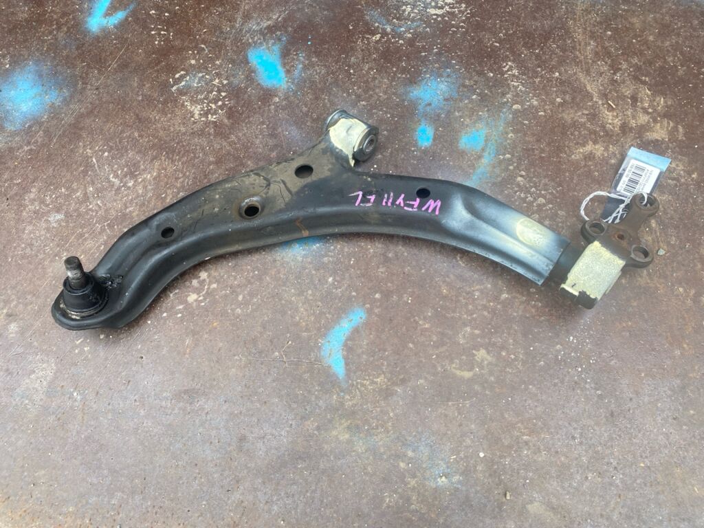 Рычаг на Nissan Wingroad WFY11 QG15DE 54501-4M400  54501-4M401  54501-4M410  54501-4M411  54501-4M500  54501-4M501  54501-WD000  54501-WD001  SH-49068  UQ-075-2579  UQ-075FL-QG10, Переднее Левое расположение