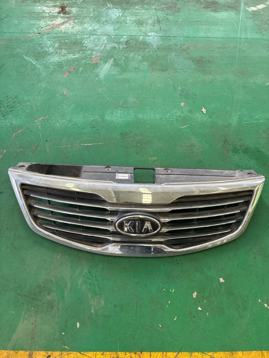 Решетка радиатора на Kia Sportage SL 86352-4T010  86361-4T000