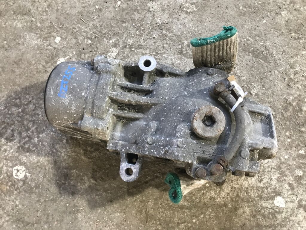 Редуктор 41110-73010 на Toyota Avensis AZT255 1AZ-FSE Фото 2