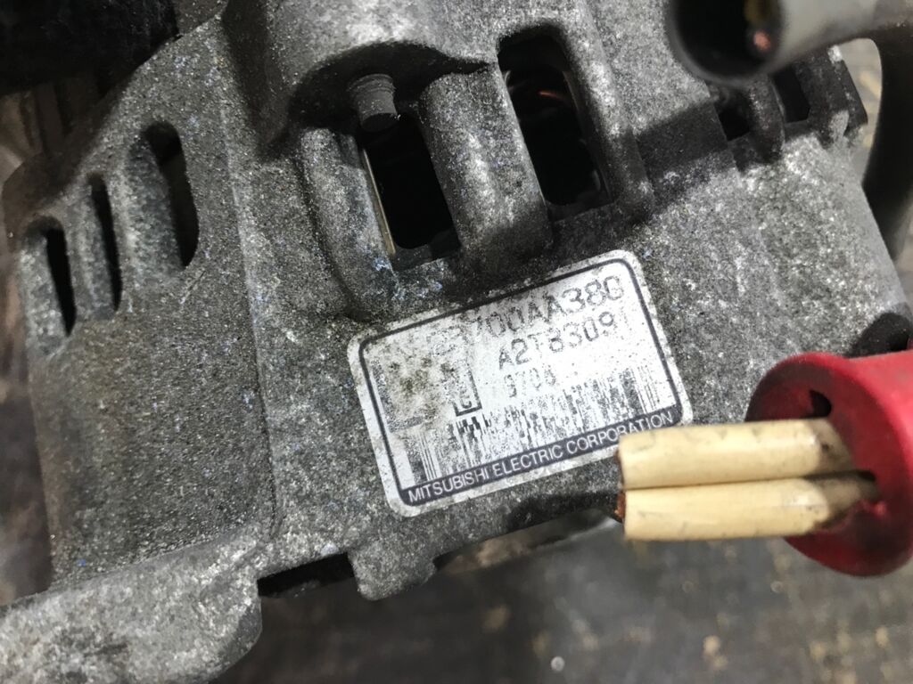 Генератор 23700AA380 на Subaru Impreza GC2 EJ15 Фото 2