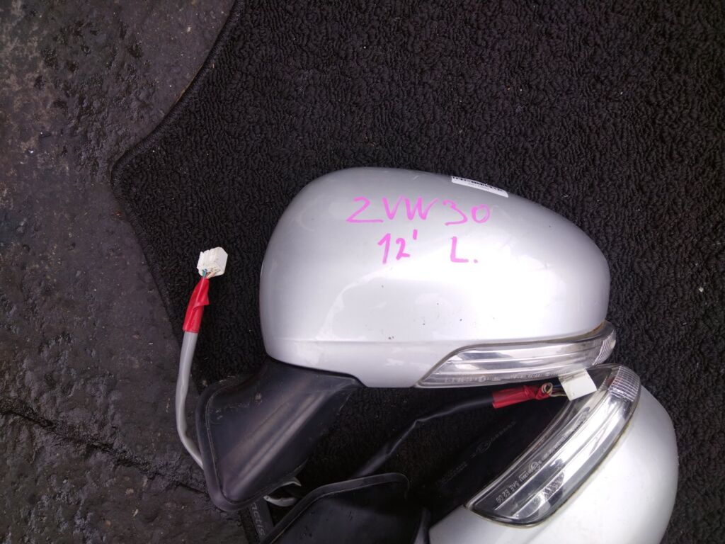 Зеркало двери боковой на Toyota Prius ZVW30 Фото 2