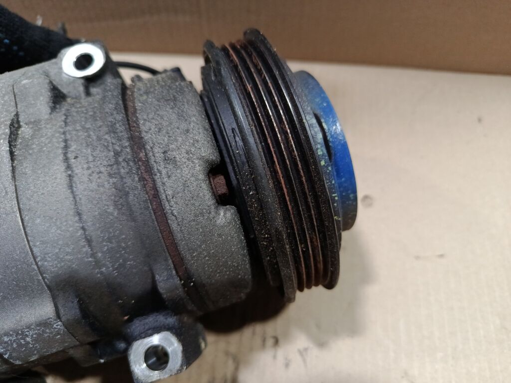 Компрессор кондиционера на Toyota Mark Ii GX100 1G-FE Фото 5