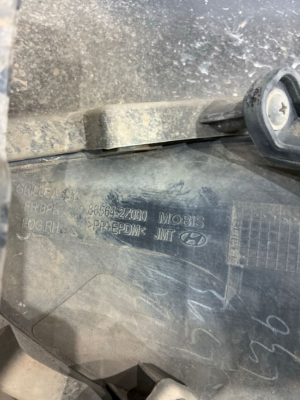 Бампер на Hyundai Ix35 LM 86511-2Z000, Переднее расположение