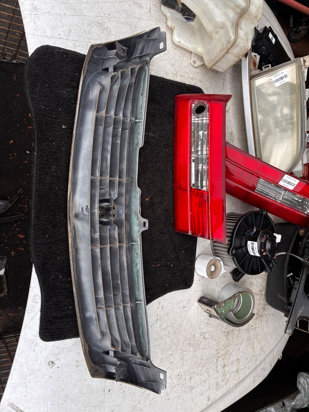 Решетка радиатора на Toyota Corona Premio AT211 53111-20880