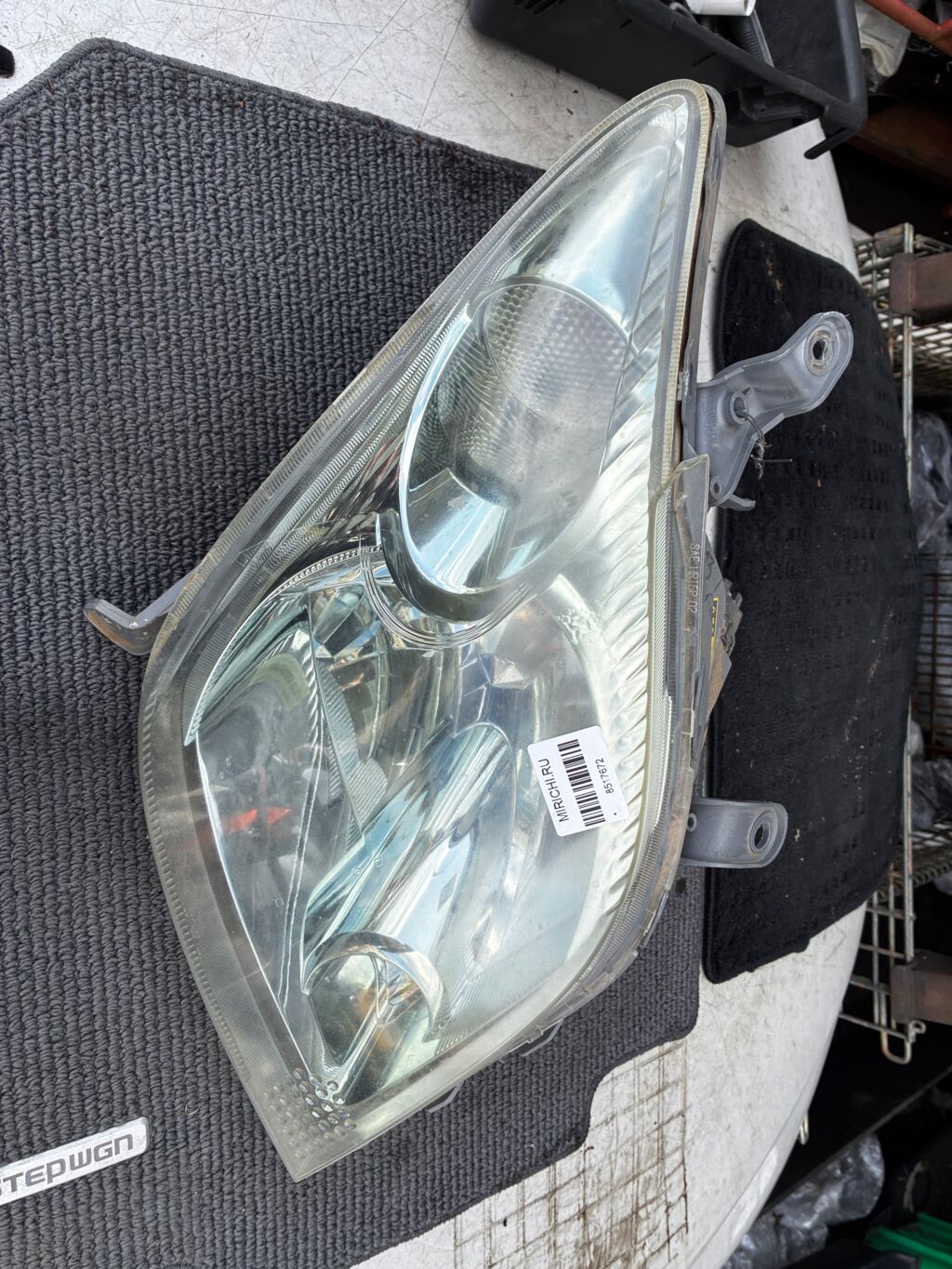 Фара на Toyota Ist NCP61 52-064, Правое расположение