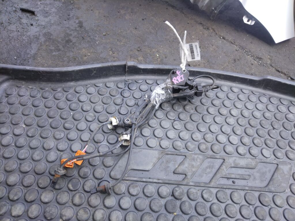 Датчик ABS на Honda Elysion RR1 K24A, Переднее расположение