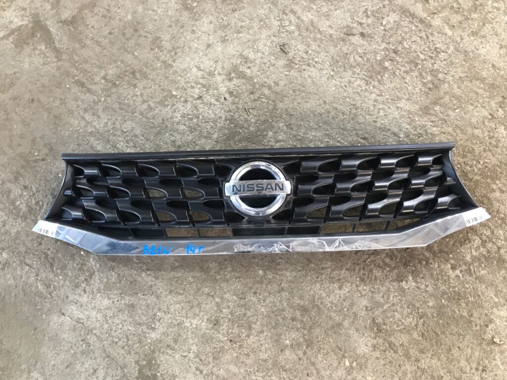Решетка радиатора на Nissan Dayz B21W 7450A838