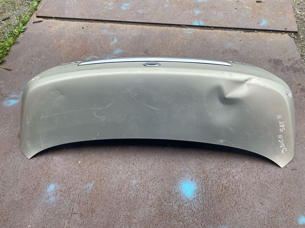 Крышка багажника H4300ED4MM на Nissan Tiida Latio SNC11 Фото 2