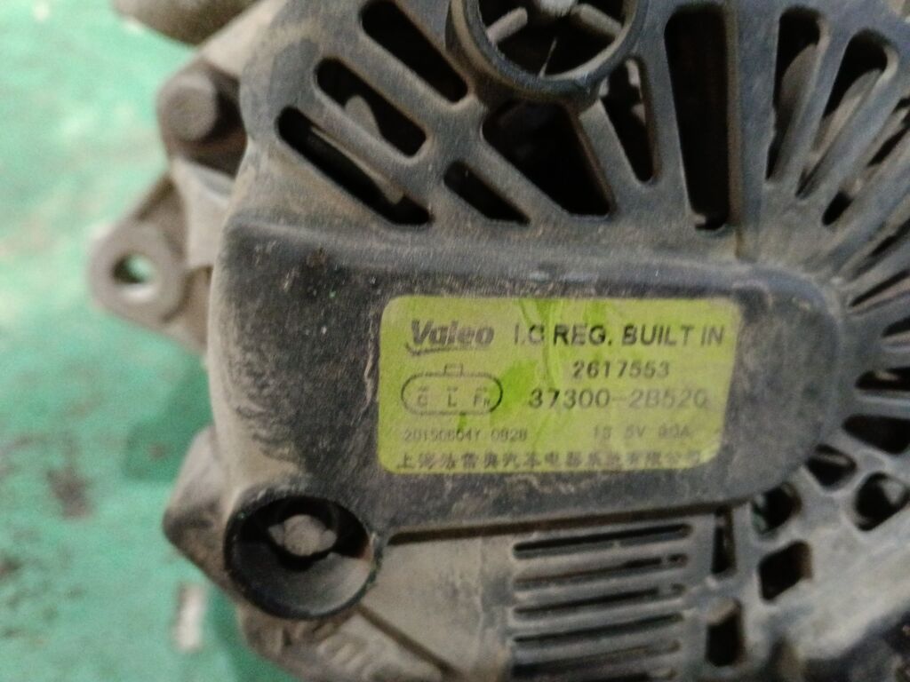 Генератор на Hyundai Elantra MD G4FG 37300-2B520