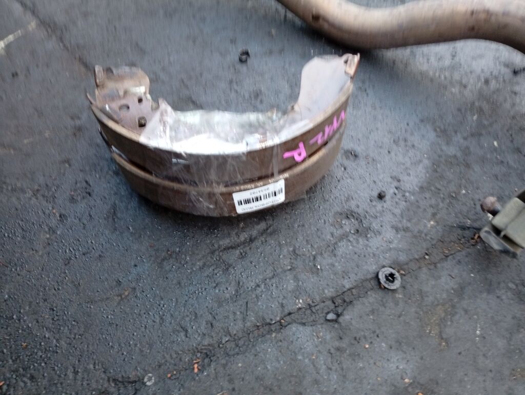 Тормозные колодки на Nissan Ad Van VY12 HR15DE, Заднее расположение