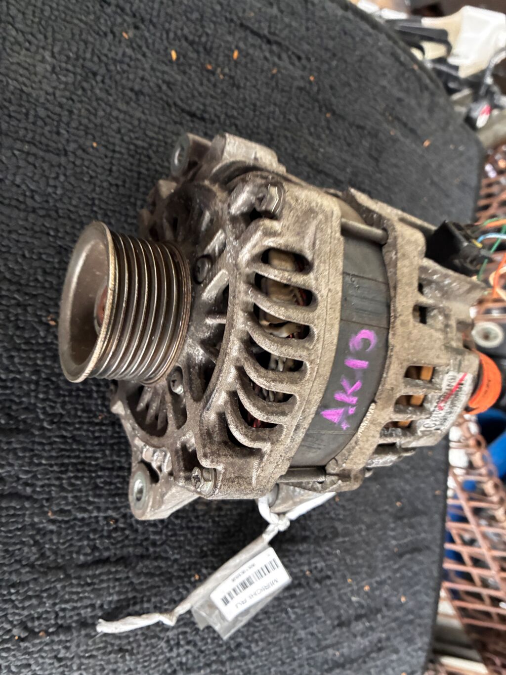 Генератор на Nissan March K13 HR12DE 23100-1HZ1A