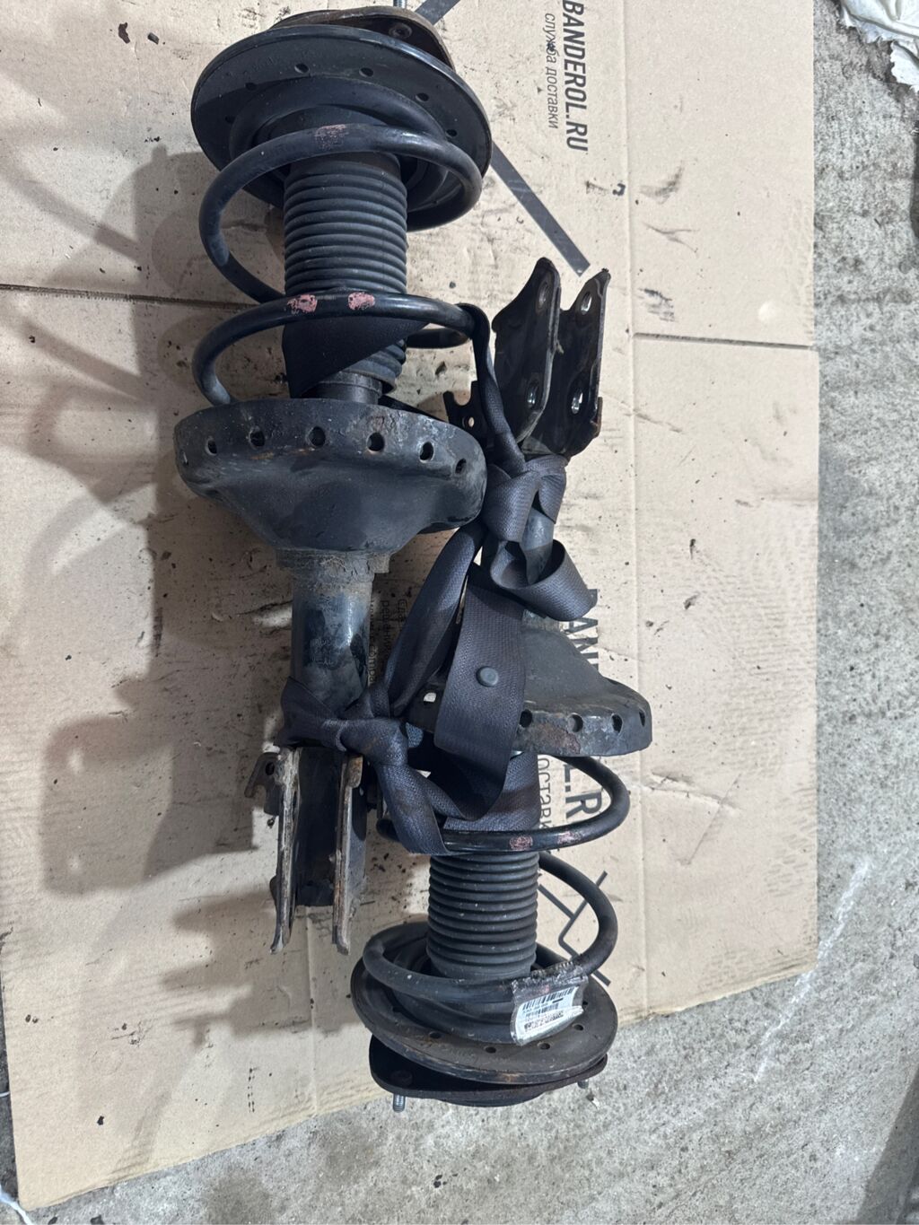 Стойка амортизатора на Subaru Legacy Wagon BP5 EJ203, Переднее расположение